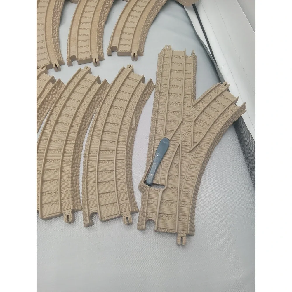 Thomas & Friends Trackmaster Train Tan Curved Riser Tracks And‎ More 18 Items
